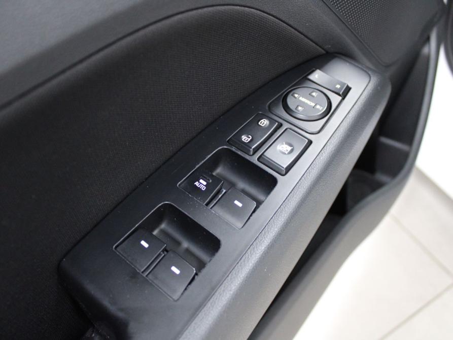 Hyundai Elantra VI (AD) Рестайлинг Старый Оскол  - изображение 11