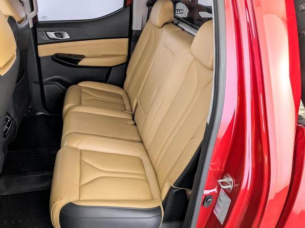 Changan Hunter Plus с пробегом 2023 года, цена 2 590 000 рублей, 45440 км, offers.body_type.unknown, Автокод Объявления
