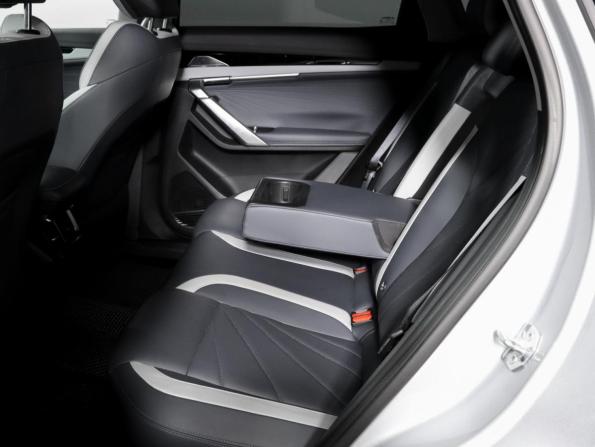 Geely Atlas II с пробегом 2024 года, цена 3 299 000 рублей, 6000 км, внедорожник, Автокод Объявления