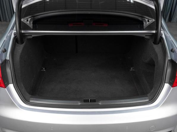 Audi A4 IV (B8) Рестайлинг с пробегом 2014 года, цена 1 619 000 рублей, 132172 км, седан, Автокод Объявления