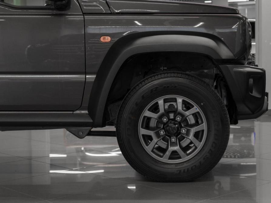 Suzuki Jimny IV Москва  - изображение 18