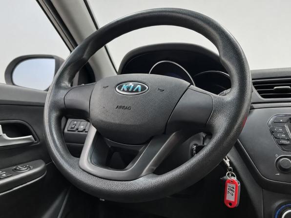Kia Rio III с пробегом 2012 года, цена 689 000 рублей, 161173 км, седан, Автокод Объявления