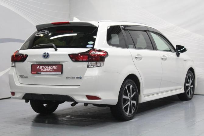 Toyota Corolla XI (E160 E170) Рестайлинг 2 с пробегом 2018 года, цена 1 429 000 рублей, 158000 км, универсал, Автокод Объявления
