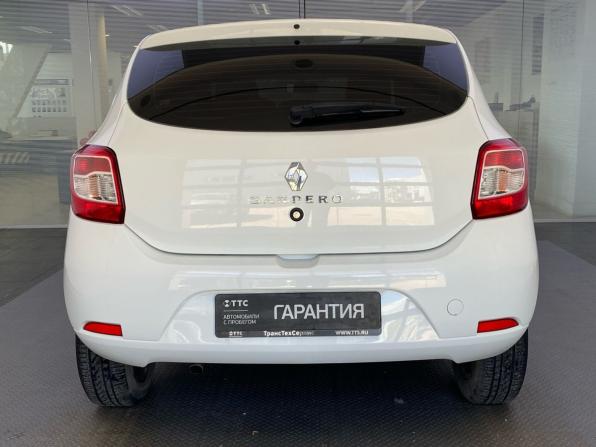 Renault Sandero II Рестайлинг с пробегом 2019 года, цена 955 000 рублей, 71500 км, хэтчбек, Автокод Объявления