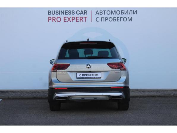 Volkswagen Tiguan II с пробегом 2019 года, цена 2 735 000 рублей, 100735 км, внедорожник, Автокод Объявления