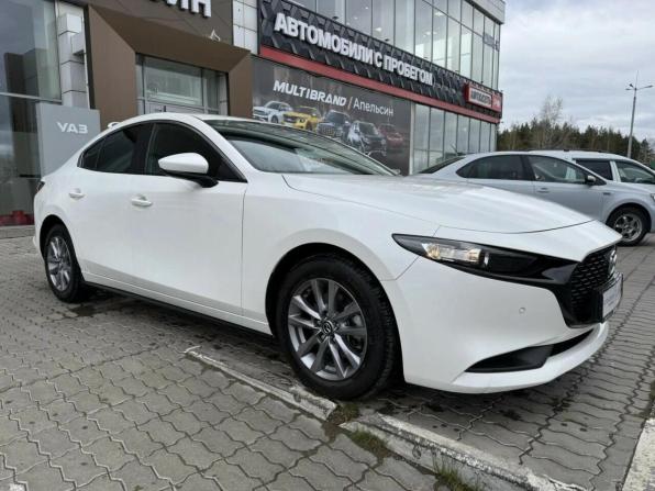 Mazda 3 IV (BP) с пробегом 2019 года, цена 2 200 000 рублей, 52854 км, седан, Автокод Объявления