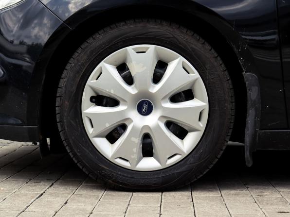 Ford Focus III с пробегом 2013 года, цена 825 000 рублей, 119663 км, хэтчбек, Автокод Объявления