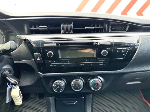 Toyota Corolla XI (E160 E170 E180) с пробегом 2014 года, цена 1 110 000 рублей, 219684 км, седан, Автокод Объявления