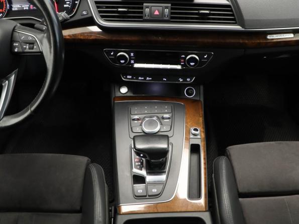 Audi Q5 II (FY) с пробегом 2017 года, цена 2 749 000 рублей, 132000 км, внедорожник, Автокод Объявления