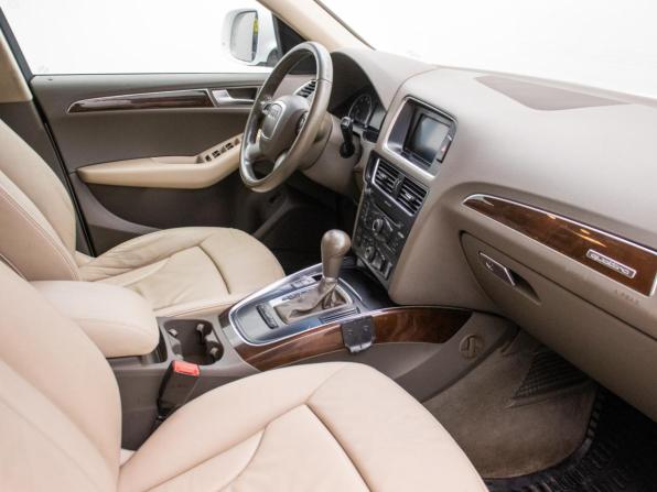 Audi Q5 I (8R) с пробегом 2010 года, цена 1 318 000 рублей, 209488 км, внедорожник, Автокод Объявления
