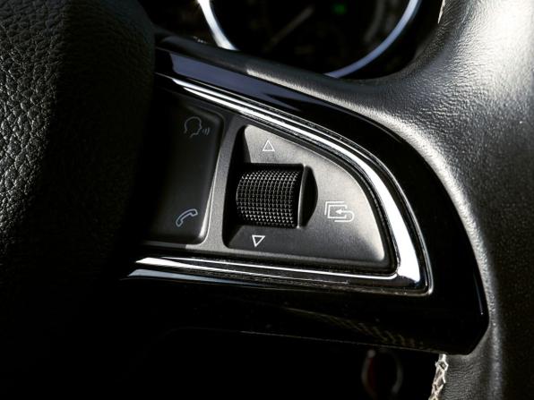 Skoda Yeti I Рестайлинг с пробегом 2016 года, цена 1 445 000 рублей, 110226 км, внедорожник, Автокод Объявления
