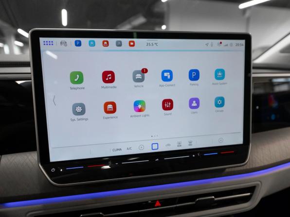 Volkswagen Talagon I Рестайлинг с пробегом 2025 года, цена 5 800 000 рублей, 2814 км, внедорожник, Автокод Объявления