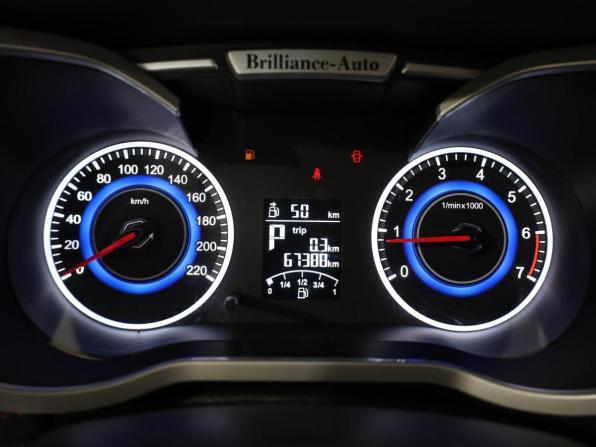 Brilliance V3 I Рестайлинг с пробегом 2019 года, цена 1 270 000 рублей, 67388 км, внедорожник, Автокод Объявления