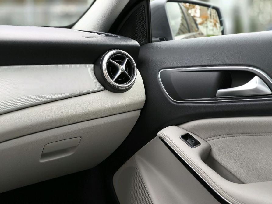 Mercedes-Benz GLA I (X156) Санкт-Петербург  - изображение 13