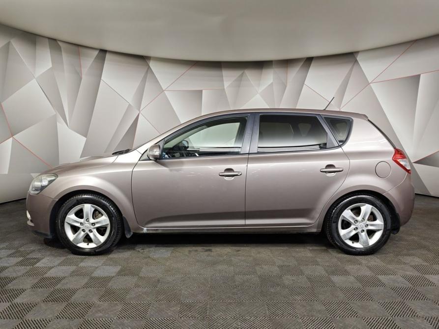 Kia Ceed I Рестайлинг Москва  - изображение 5