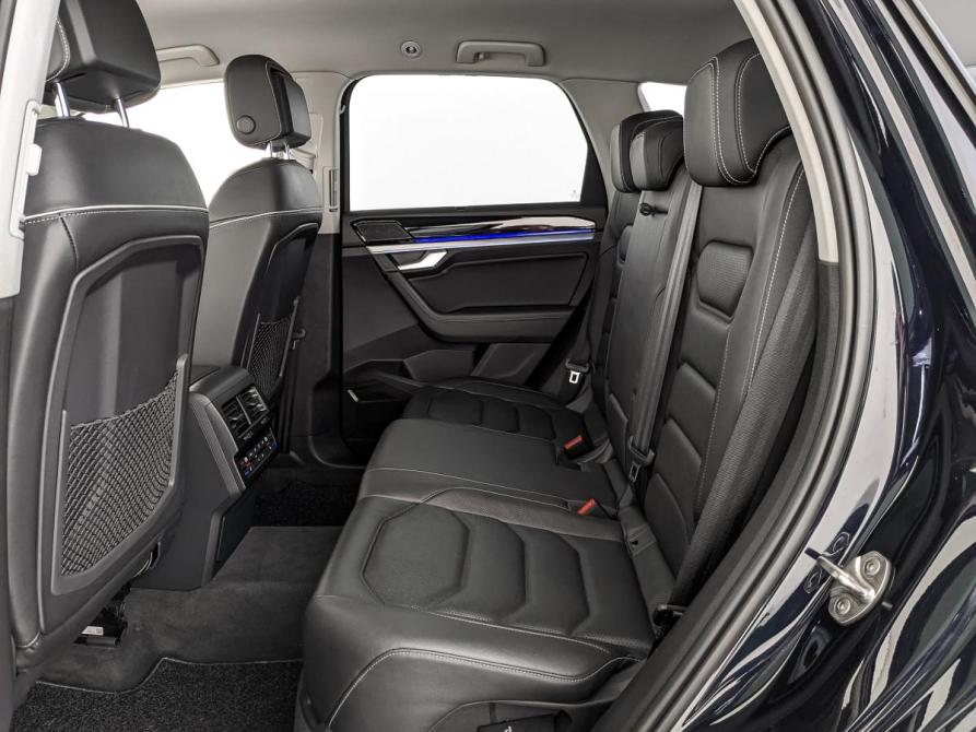 Volkswagen Touareg III Москва  - изображение 12