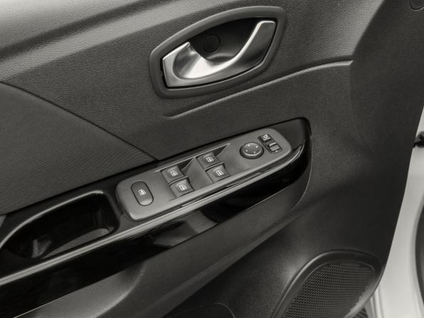 Renault Kaptur I Рестайлинг с пробегом 2021 года, цена 1 680 000 рублей, 81519 км, внедорожник, Автокод Объявления