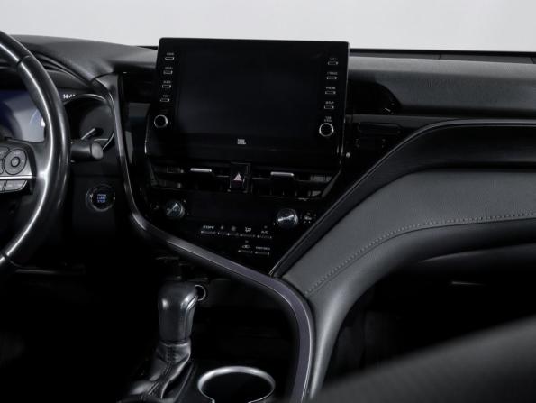 Toyota Camry VIII (XV70) Рестайлинг с пробегом 2021 года, цена 3 399 000 рублей, 57708 км, седан, Автокод Объявления