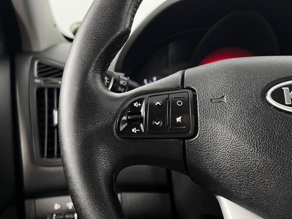 Kia Ceed I Рестайлинг с пробегом 2011 года, цена 598 900 рублей, 168361 км, хэтчбек, Автокод Объявления