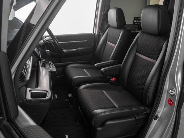 Honda Stepwgn V с пробегом 2017 года, цена 1 779 000 рублей, 172072 км, минивэн, Автокод Объявления