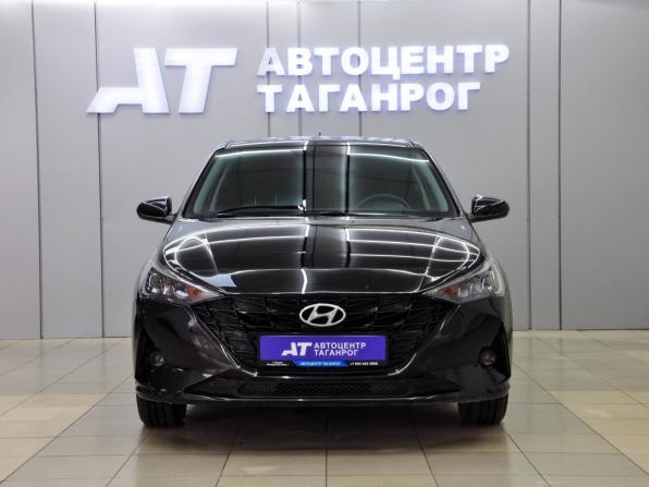 Hyundai Solaris II Рестайлинг с пробегом 2021 года, цена 1 785 000 рублей, 66000 км, седан, Автокод Объявления