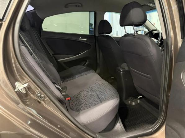Hyundai Solaris I Рестайлинг с пробегом 2015 года, цена 990 000 рублей, 168644 км, седан, Автокод Объявления