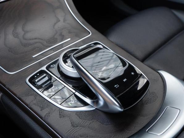 Mercedes-Benz C-Класс IV (W205) Рестайлинг с пробегом 2018 года, цена 2 470 000 рублей, 130709 км, седан, Автокод Объявления