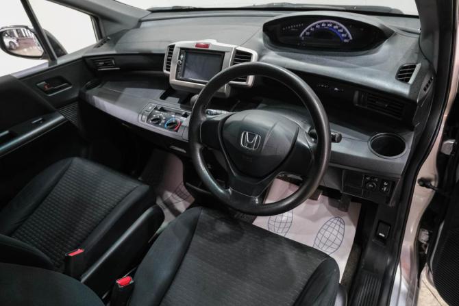 Honda Freed I с пробегом 2011 года, цена 999 000 рублей, 250000 км, компактвэн, Автокод Объявления