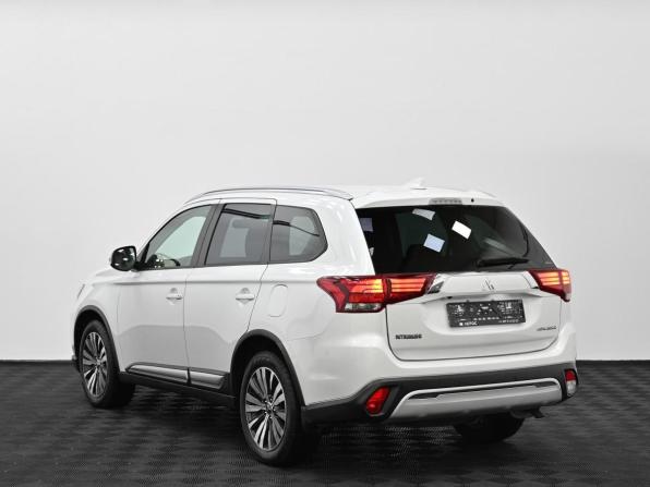 Mitsubishi Outlander III Рестайлинг 3 с пробегом 2019 года, цена 2 149 000 рублей, 110000 км, внедорожник, Автокод Объявления