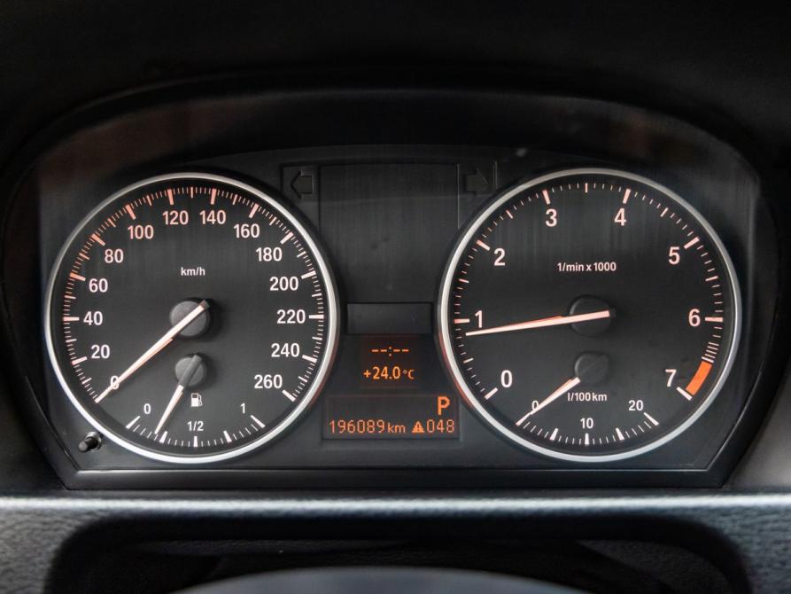 BMW X1 I (E84) Рестайлинг Волгоград  - изображение 9