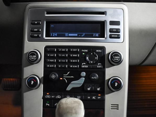 Volvo XC70 II с пробегом 2010 года, цена 1 067 980 рублей, 311533 км, универсал, Автокод Объявления