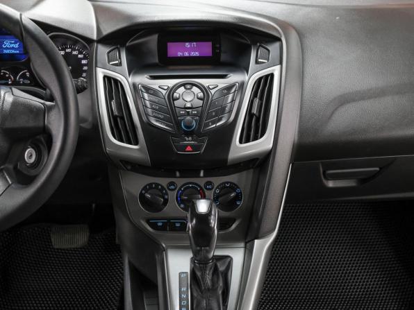 Ford Focus III с пробегом 2011 года, цена 679 000 рублей, 260162 км, хэтчбек, Автокод Объявления