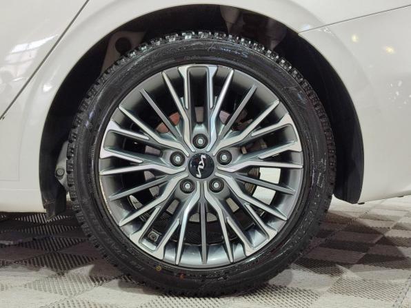 Kia K3 II Рестайлинг с пробегом 2021 года, цена 1 850 000 рублей, 134000 км, седан, Автокод Объявления