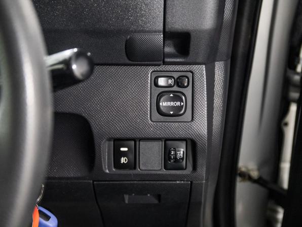 Toyota Ractis I с пробегом 2010 года, цена 690 000 рублей, 121365 км, хэтчбек, Автокод Объявления