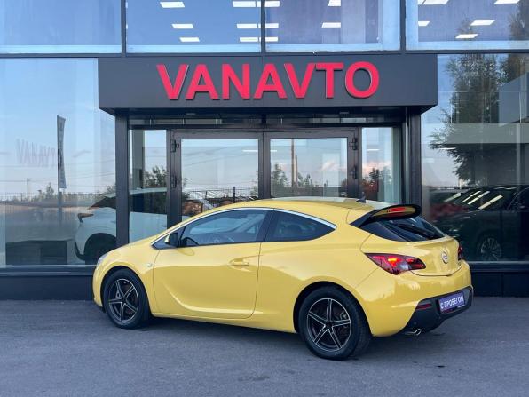 Opel Astra J Рестайлинг с пробегом 2013 года, цена 910 000 рублей, 125000 км, хэтчбек, Автокод Объявления