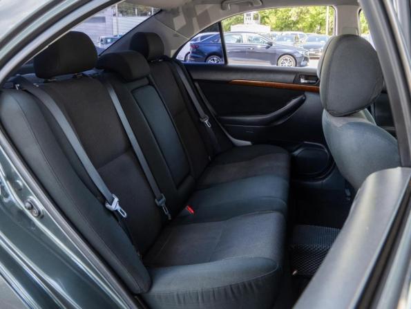 Toyota Avensis II Рестайлинг с пробегом 2006 года, цена 685 000 рублей, 411731 км, седан, Автокод Объявления
