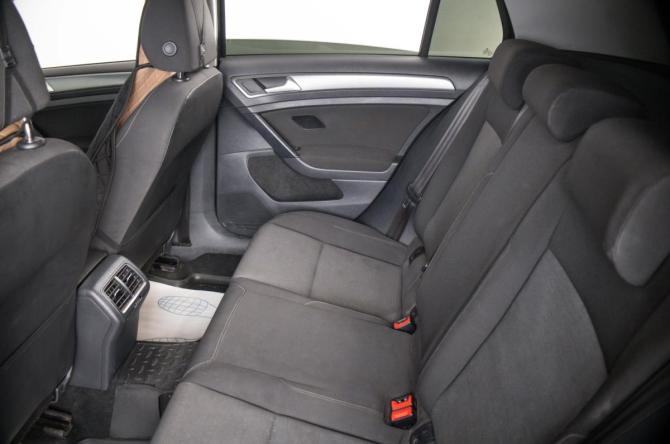 Volkswagen Golf VII с пробегом 2013 года, цена 929 000 рублей, 204125 км, хэтчбек, Автокод Объявления