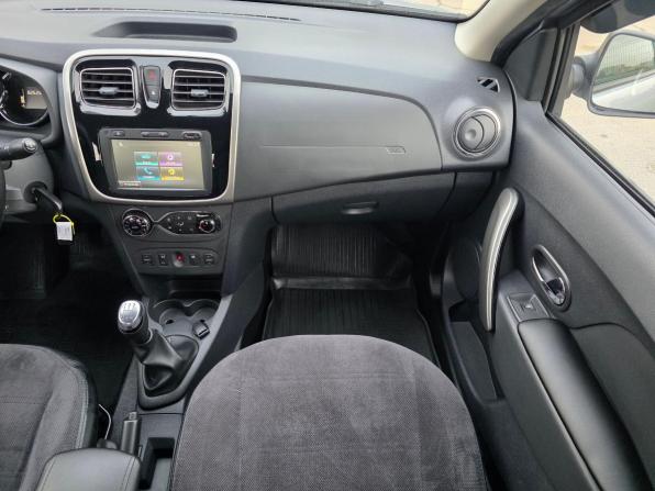 Renault Logan II Рестайлинг с пробегом 2022 года, цена 1 200 000 рублей, 82700 км, седан, Автокод Объявления