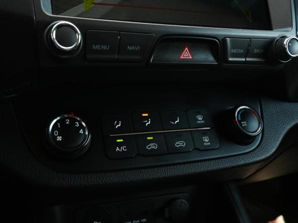 Kia Sportage III с пробегом 2011 года, цена 1 159 000 рублей, 177613 км, внедорожник, Автокод Объявления