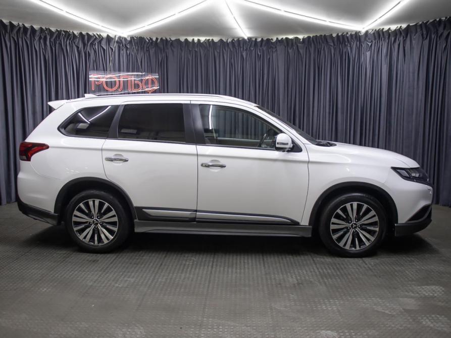 Mitsubishi Outlander III Рестайлинг 3 Москва  - изображение 4