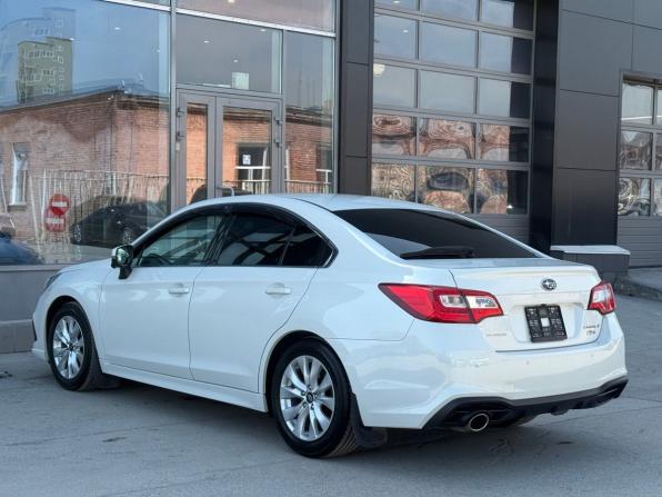 Subaru Legacy VI Рестайлинг с пробегом 2018 года, цена 1 690 000 рублей, 195687 км, седан, Автокод Объявления