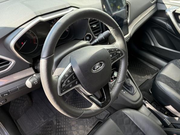 Lada (ВАЗ) Vesta I Рестайлинг (NG) с пробегом 2024 года, цена 1 499 000 рублей, 20166 км, седан, Автокод Объявления