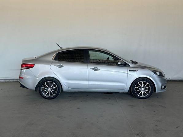 Kia Rio III Рестайлинг с пробегом 2015 года, цена 1 059 000 рублей, 169000 км, седан, Автокод Объявления