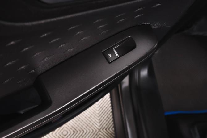 Ford Escape IV с пробегом 2020 года, цена 2 059 000 рублей, 99600 км, внедорожник, Автокод Объявления
