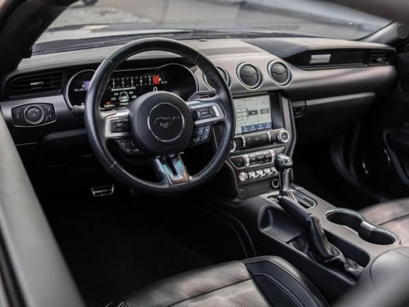 Ford Mustang VI Рестайлинг с пробегом 2021 года, цена 5 025 000 рублей, 54663 км, купе, Автокод Объявления