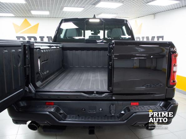 Ram 1500 V Рестайлинг с пробегом 2025 года, цена 9 299 000 рублей, 48 км, offers.body_type.unknown, Автокод Объявления