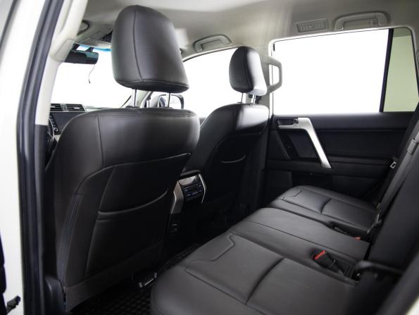 Toyota Land Cruiser Prado 150 Series Рестайлинг 3 с пробегом 2021 года, цена 6 799 000 рублей, 74521 км, внедорожник, Автокод Объявления