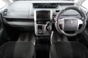 Toyota Voxy II (R70) Омск  - изображение 36