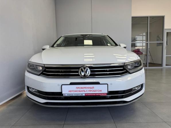 Volkswagen Passat B8 с пробегом 2015 года, цена 1 648 000 рублей, 125014 км, седан, Автокод Объявления