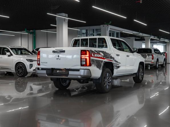 Mitsubishi L200 VI с пробегом 2025 года, цена 5 250 000 рублей, 50 км, пикап, Автокод Объявления